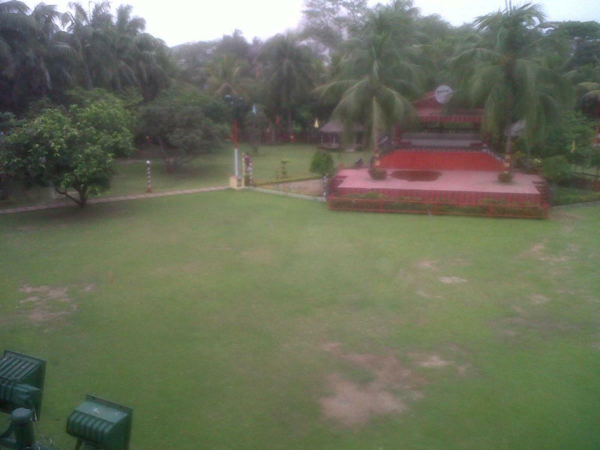 Palm Village Resort Kolkata Exterior photo