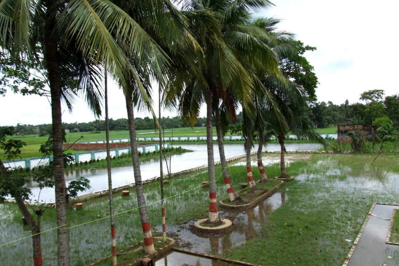 Palm Village Resort Kolkata Exterior photo