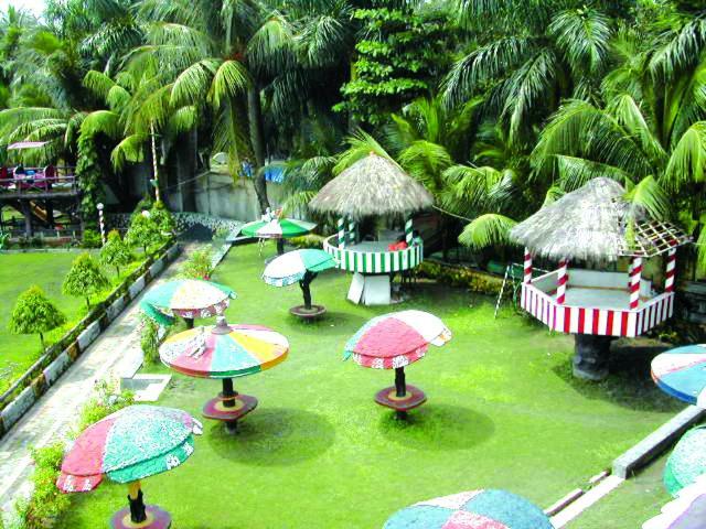 Palm Village Resort Kolkata Exterior photo