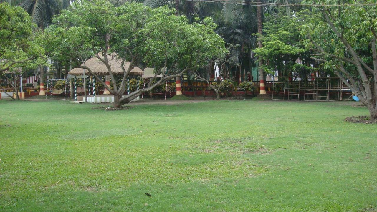 Palm Village Resort Kolkata Exterior photo